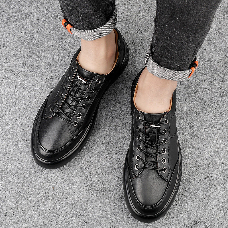 Tide brand leather shoes men's top layer leather business casual wild wide version 2021 four seasons new set feet low-top British men's shoes