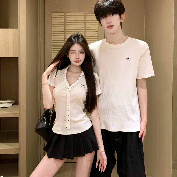 College Style Couple Outfits, High-End Suits, One Shirt and One Skirt, Unique Design, Niche Embroidered Short-Sleeved T-Shirts for Men and Women College Style Couple Outfits, High-End Suits, One Shirt and One Skirt, Unique Design, Niche Embroidered Short-Sleeved T-Shirts for Men and Women
