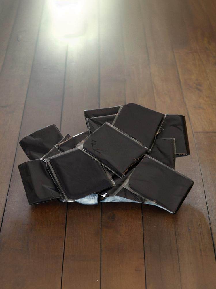 Black Suede Individually Packaged Glasses Cloth, High-End Ultra-Fine Deerskin Mobile Phone Screen Wiping Cloth, Can Be Embossed with Logo