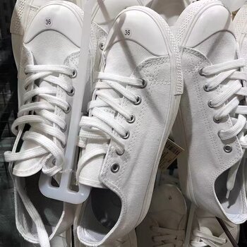 ເກີບຜ້າໃບ muji muji ເກີບ sneakers ສີຂາວ