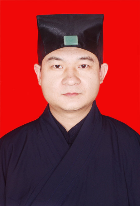 布衣山人