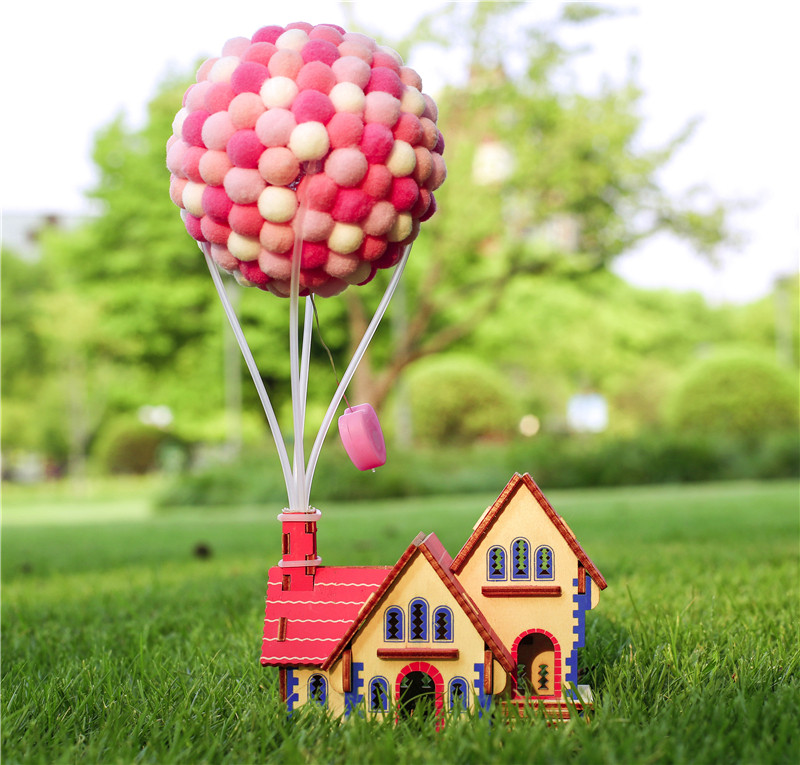 Flying House Travel Notes DIY Hot Air Balloon Lighting Creative Night Light Furry Ball Handmade Material Package Assembled House