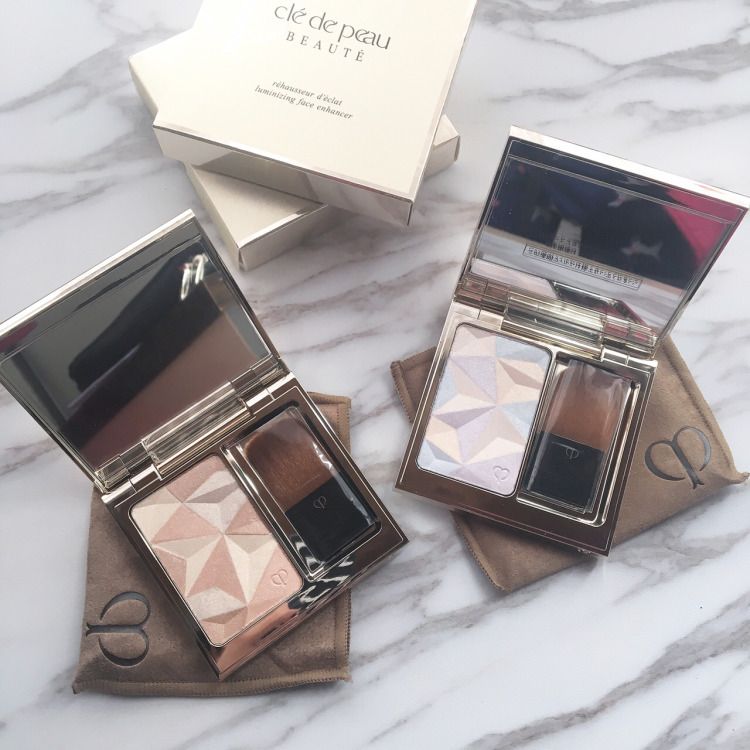 Hồng Kông CPB skin key độ bóng cao bột công suất sửa chữa bột 14 # 16 # 10 gam stereo trang điểm sáng phấn highlight bắt sáng hàn quốc