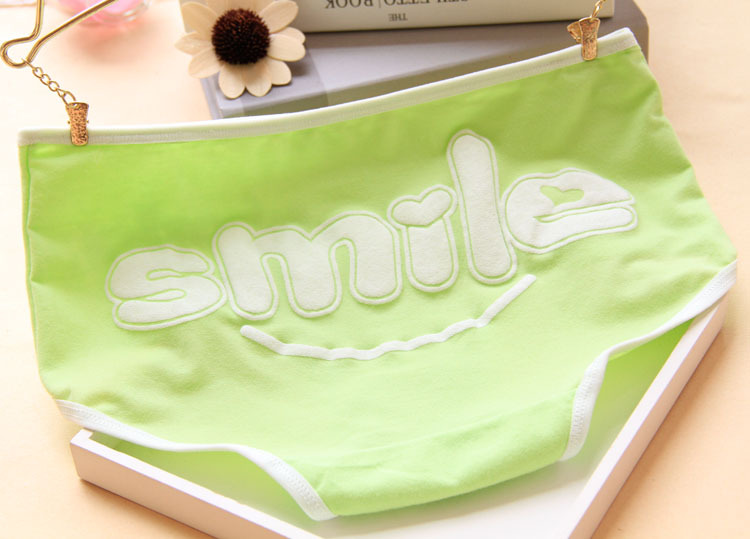 Đồ lót nữ 10 hình tam giác 11 mười bốn 12 học sinh trung học cơ sở 15 cô gái quần cotton cô gái trẻ lớn bông quần xì lót