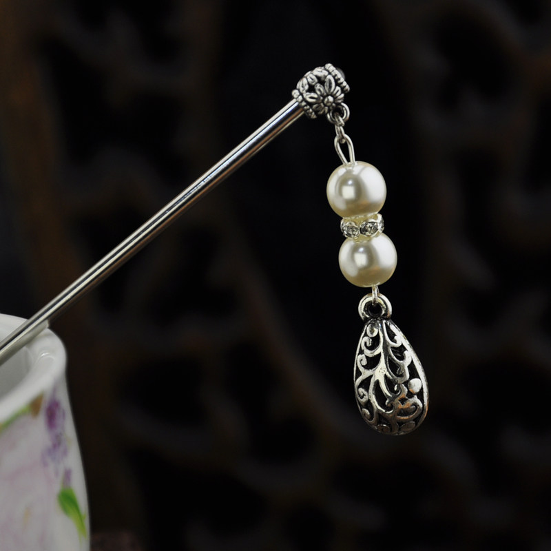 Retro Hair Accessories Pearls Color Diamond Miao Silver Hollowed-out Water Drop Classical Hairdresder Women's Flow Su Step Tray Hair National Wind Gifts