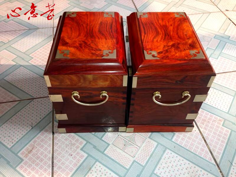 Xinyitang Lào gỗ hồng đỏ solitaire đầy hoa trang sức gỗ gụ cưới của hồi môn ống vali Ming và Qing bộ sưu tập - Cái hộp hộp quà bằng gỗ