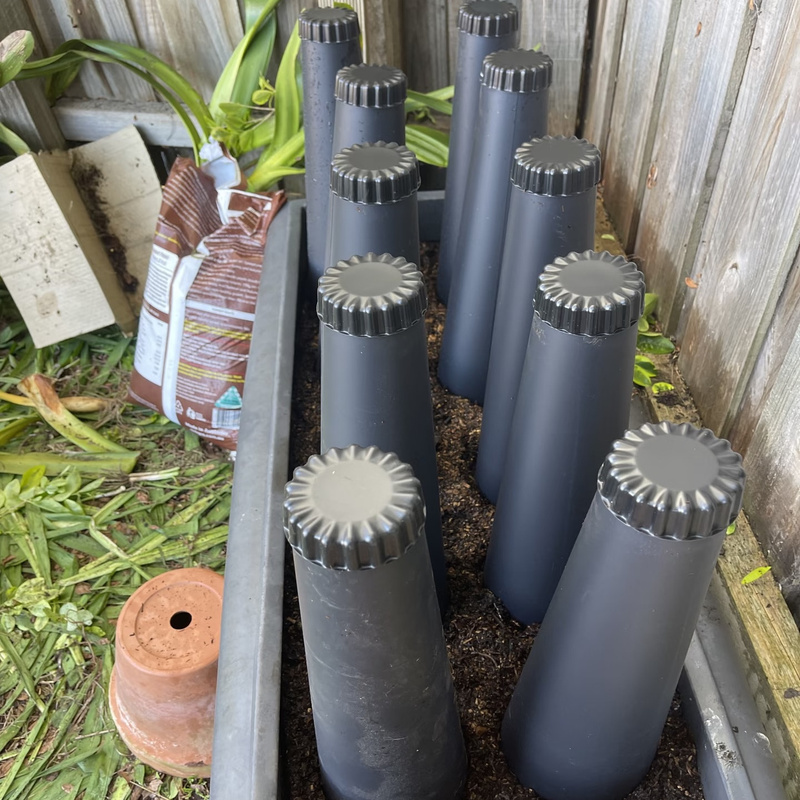 Plastic Cover for Growing Chives, Light-Blocking Sleeve for Home Use, Sunshade Tube for Chives, Sun Protection Agricultural Cylindrical Cover