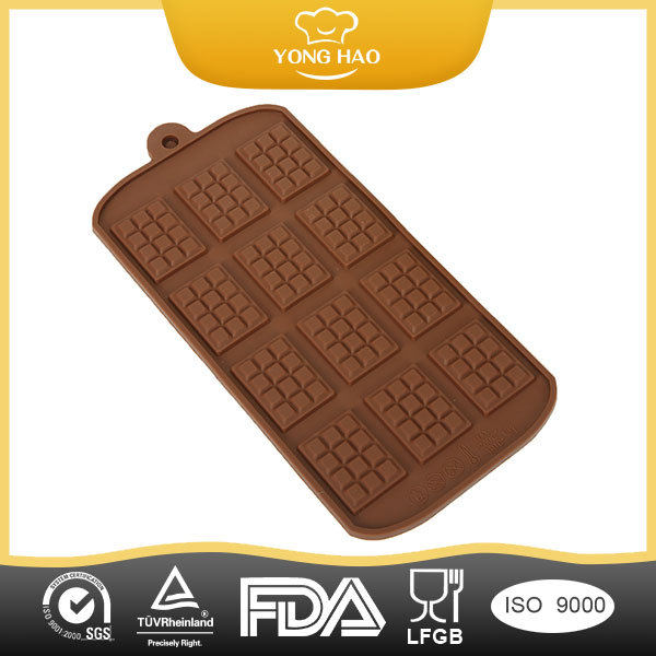 12 Even waffles Pie Silicone Chocolate Die Cake Mold Ice Die Diy Baking Mold Manufacturer Direct silicone molds