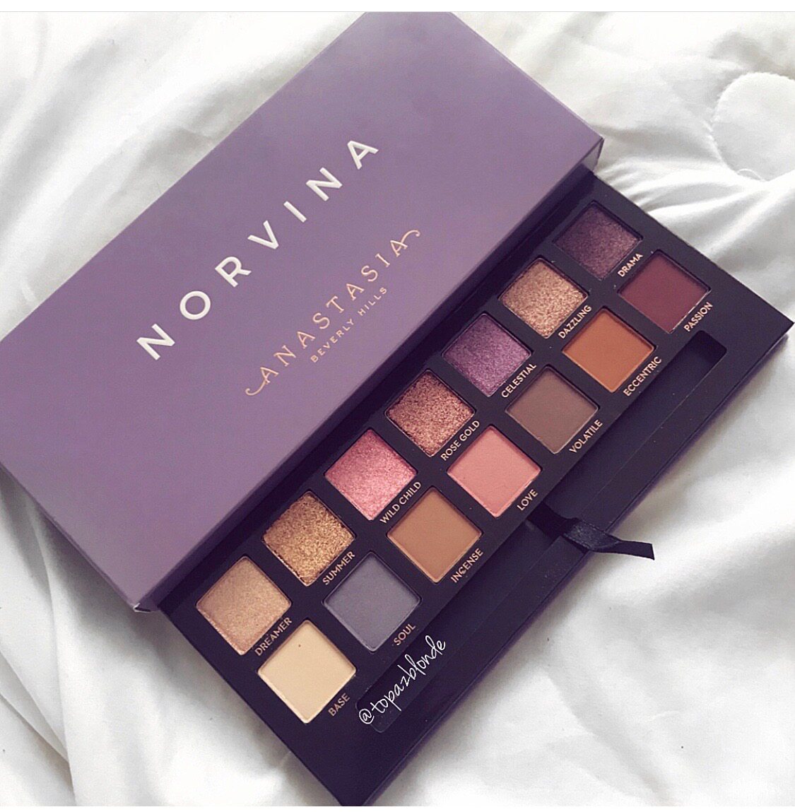 Spot) ANASTASIA ABH Norvina Pink Purple Renaissance 14 Color Eyeshadow Palette