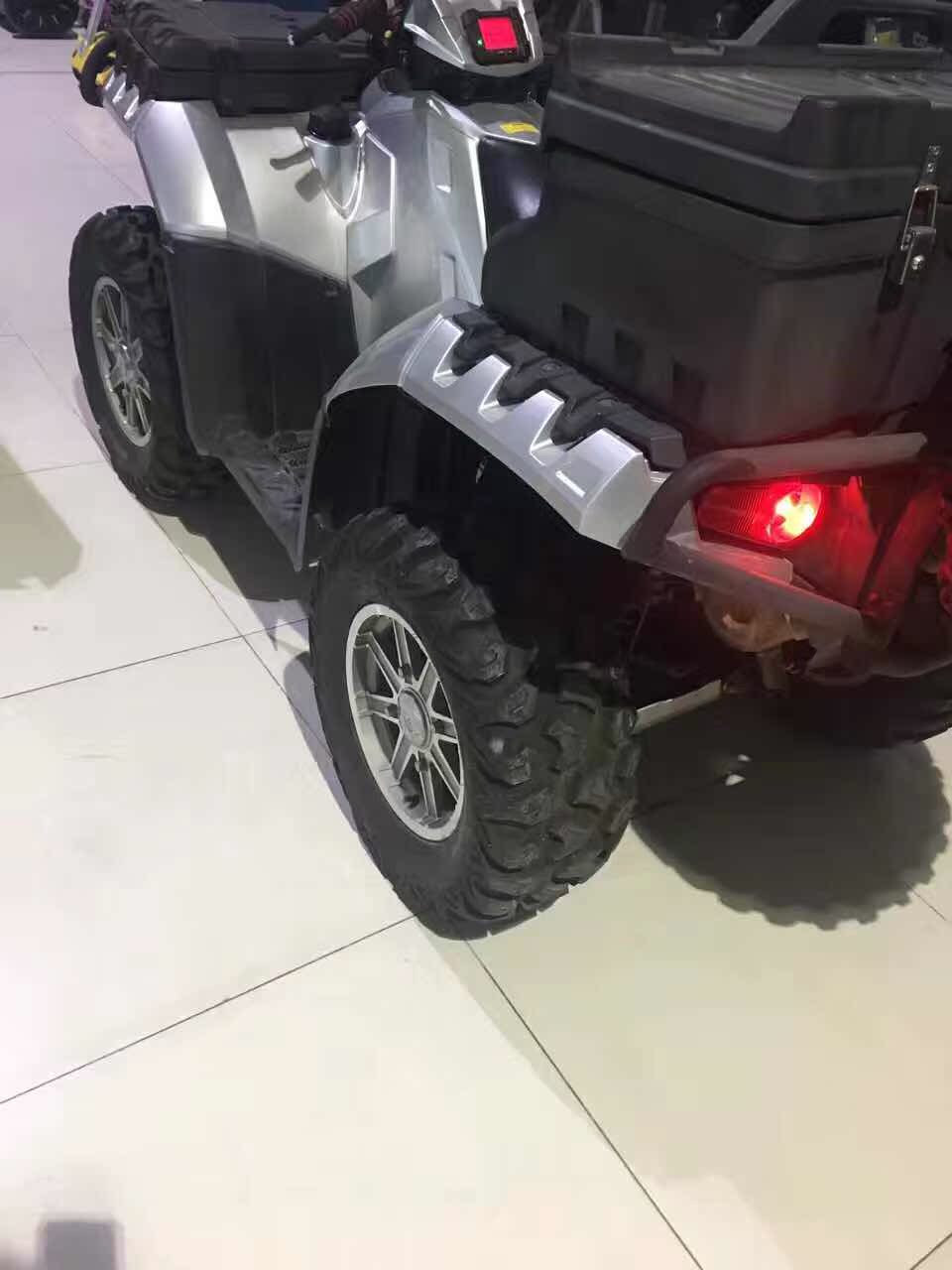 Chuyên gia thể thao ngoài trời Polaris 850 xe máy xe địa hình trẻ em