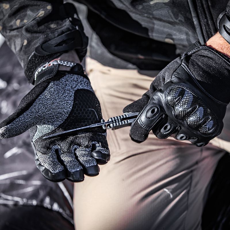 Tactical gloves Kevlar carbon fiber military fan level 5 anti-cut anti-stab full-fingered male special forces combat fighting self-defense