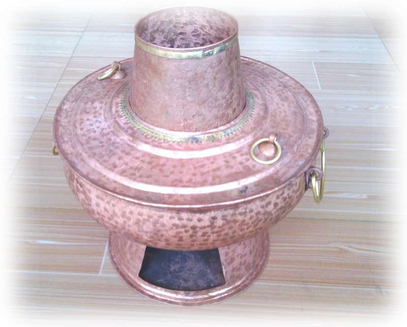 Yunnan Lijiang Specialty Nati Hot Pot Copper Hot Pot Red Hot Pot Burning Charcoal Little Hot Pot To Send Soup Spoon