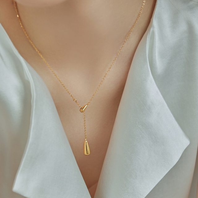 2022 new high-quality temperament plated 18K gold double water drop tassel necklace female collarbone chain does not fade Tanabata