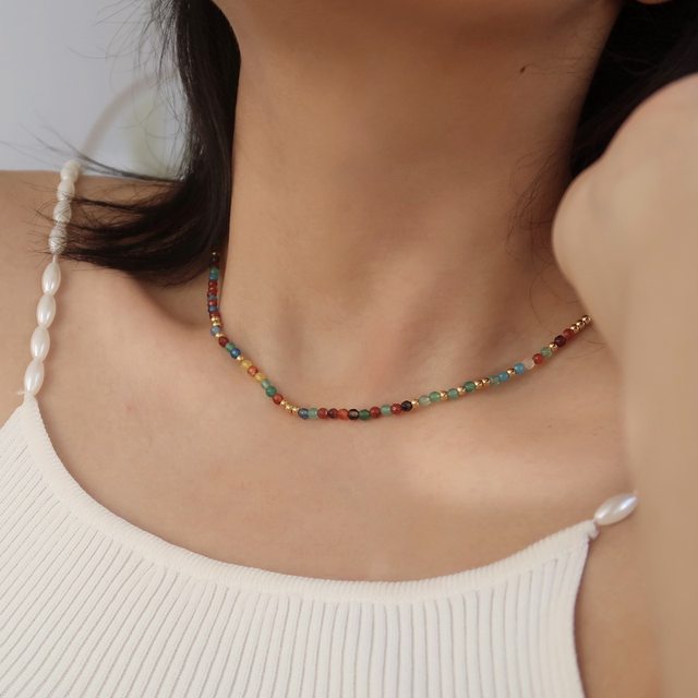 18K gold-plated natural colorful agate stone necklace female retro summer design sense ins beaded stacked collarbone chain advanced