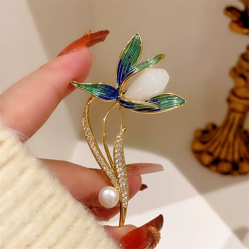 Элегантная брошь из жемчуга на лацкан, булавка на день матери, коллекция 2023, золото 750 пробы, орхидея