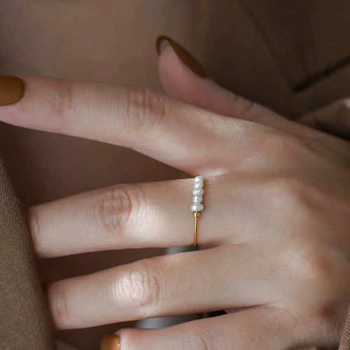 Изысканное небольшое дизайнерское натуральное модное кольцо из жемчуга, изысканный стиль, не выцветает