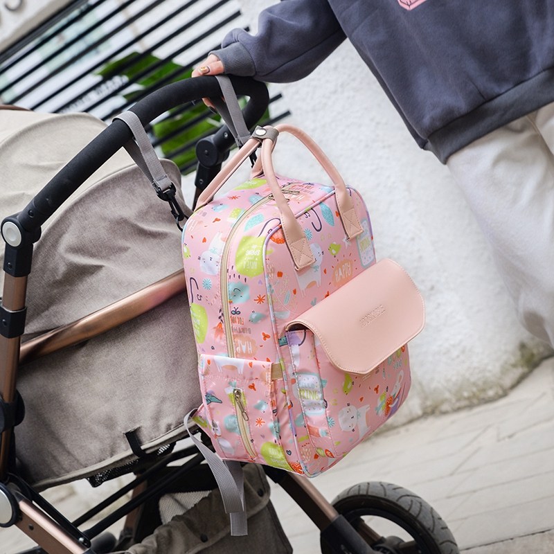 Mommy bag mother and baby go out light 2022 new multi-functional fashion dry and wet separation go out tide mom backpack