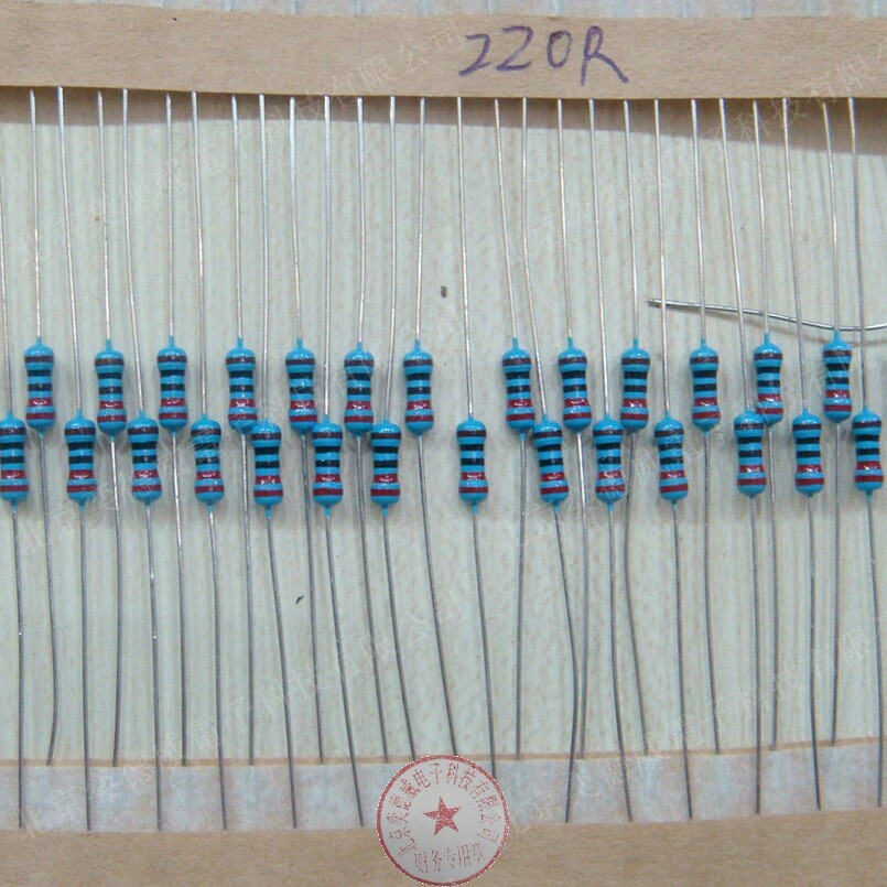 Metal film resistance 220R 220 ohm 1 4W in-line 1% 100pcs 3 yuan
