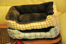 Second foreign trade export boutique dog kennel cat litter thick advance autumn and winter dogs and cats within 10-15 pounds