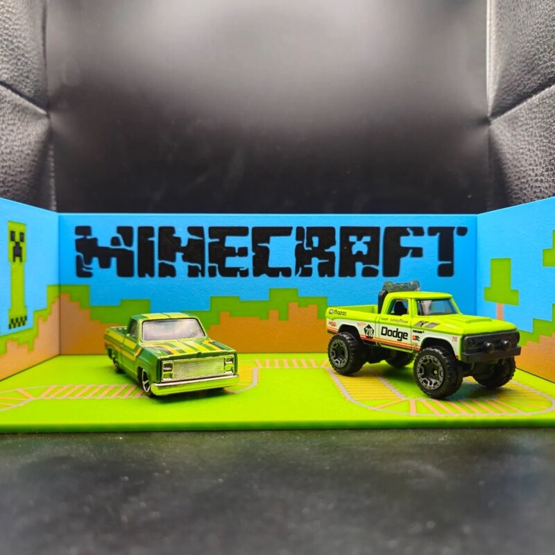 【1:64】Minecraft Car Garage Model Hot Wheels Hot Wheels Tomica