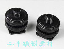 3 8 Double-layer screw holes to hot shoe socket Double screws can be locked up and down