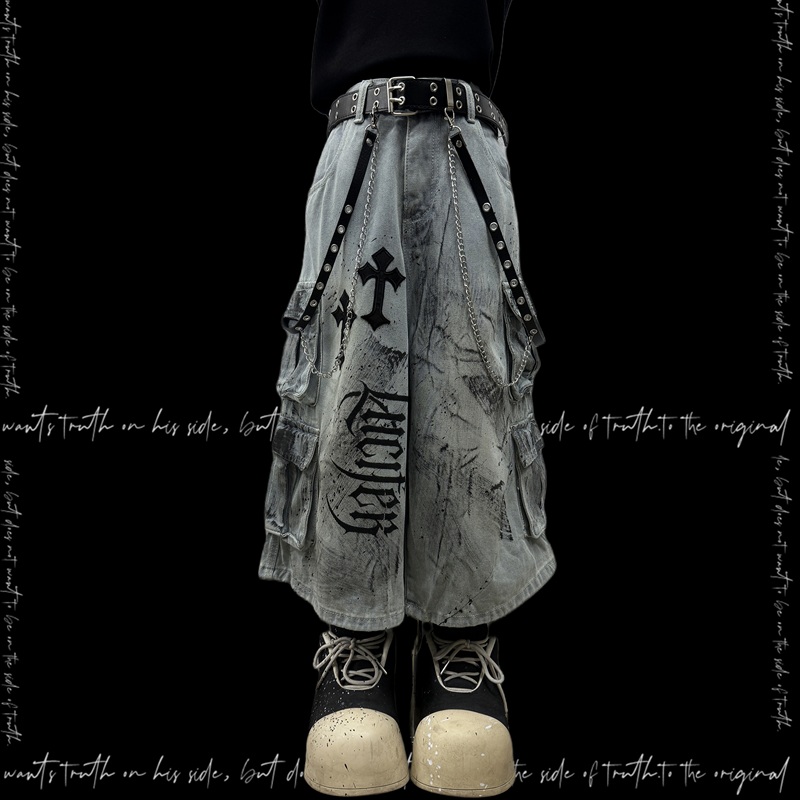 Miub Japanese-Style Dark Seven-Point Denim Shorts for Men and Women, Summer Post-Apocalyptic Style, Distressed Letter Patch Wide-Leg Mid-Length Pants