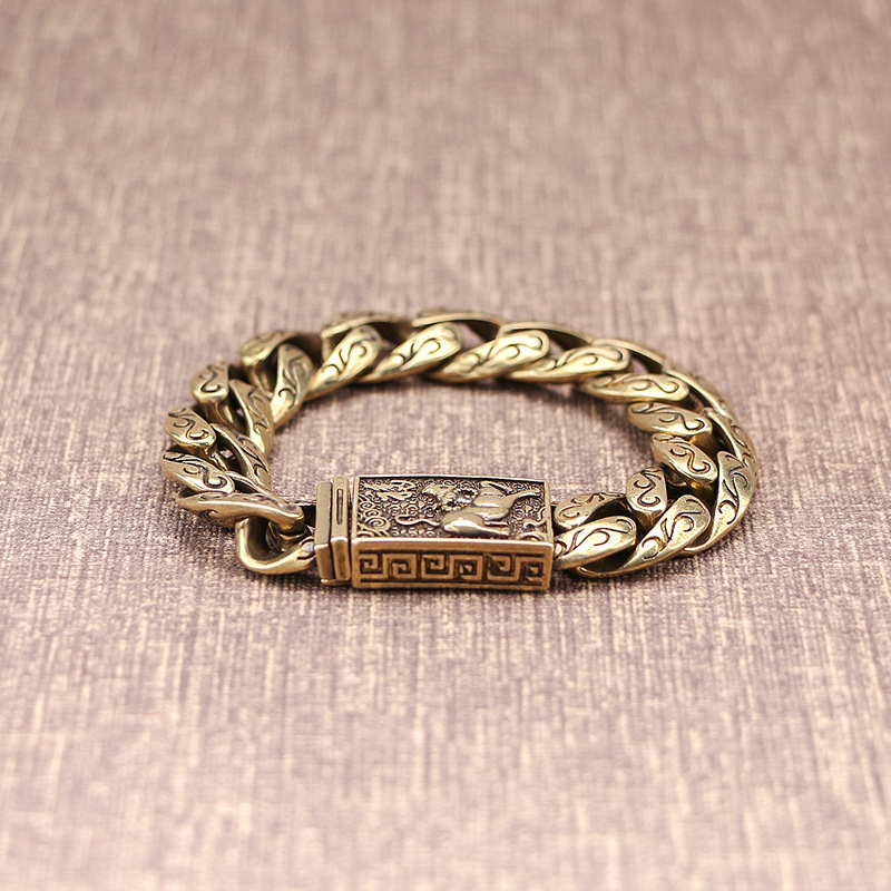 Brass and White Copper Eight Trigrams and Twelve Zodiac Signs Bracelet, Personalized Hip-Hop Style for Men and Women, Punk Street Cool Accessory, Antique Copper Bracelet Brass and White Copper Eight Trigrams and Twelve Zodiac Signs Bracelet, Personalized Hip-Hop Style for Men and Women, Punk Street Cool Accessory, Antique Copper Bracelet