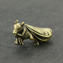 Antique antique bronze gold bag Zodiac mouse pure copper tea pet ornaments press paper desktop decoration old copper handle Play collection
