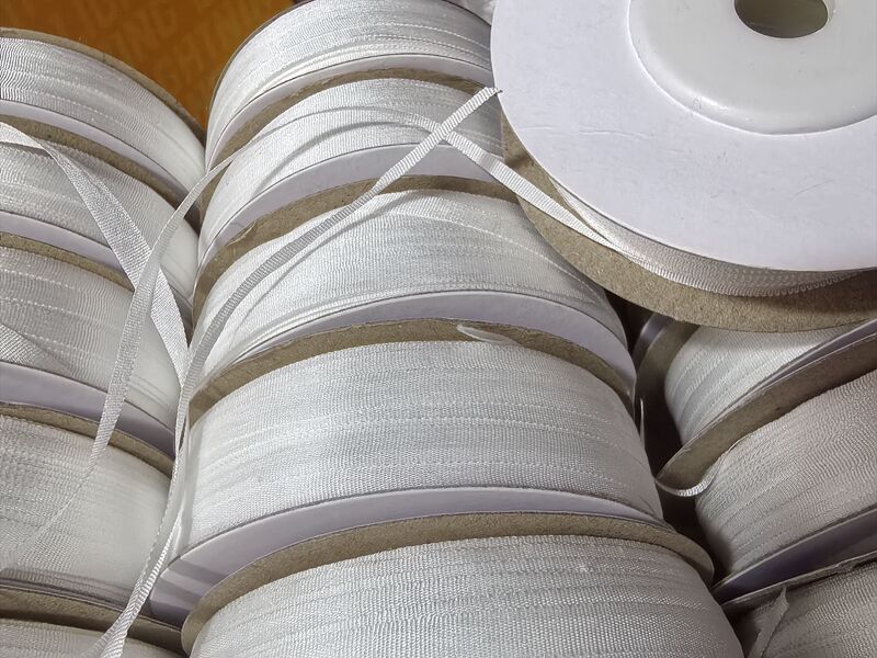 One Roll of Silk Ribbon 100m 2/4mm Can Be Dyed
