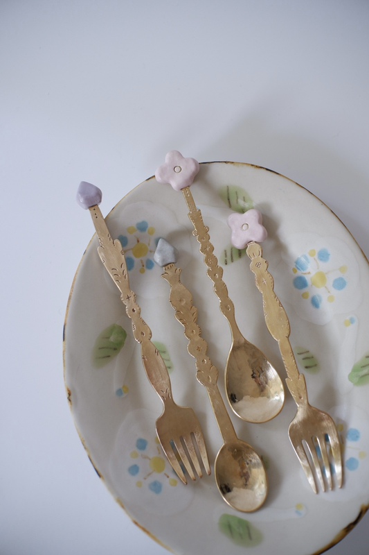 In-Stock Japanese Artist Tools Itto Handmade Goldwork Ceramic Flower Brass Coffee Dessert Spoon and Fork
