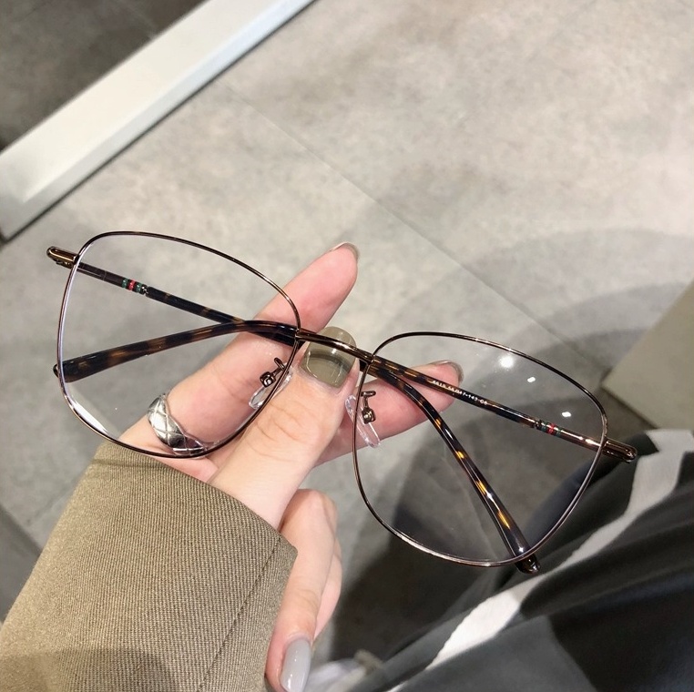 Cherry Kitty flat mirror ultra-light square glasses female anti-blue light can fit in a frame man-Taobao