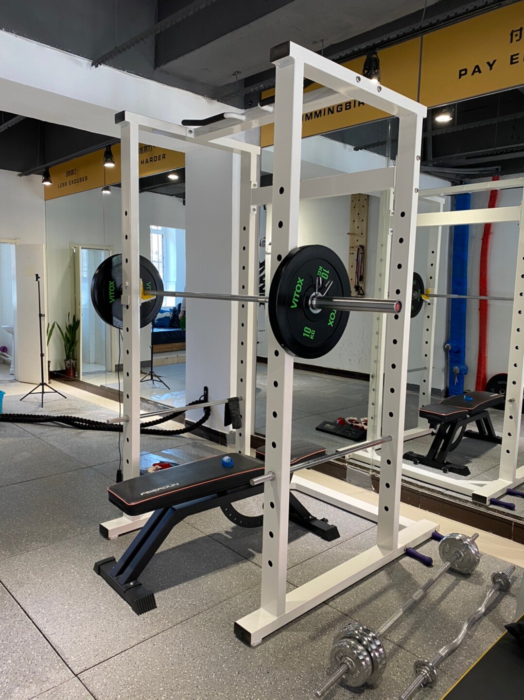 Box squat bench press smith machine: professional-grade fitness ...