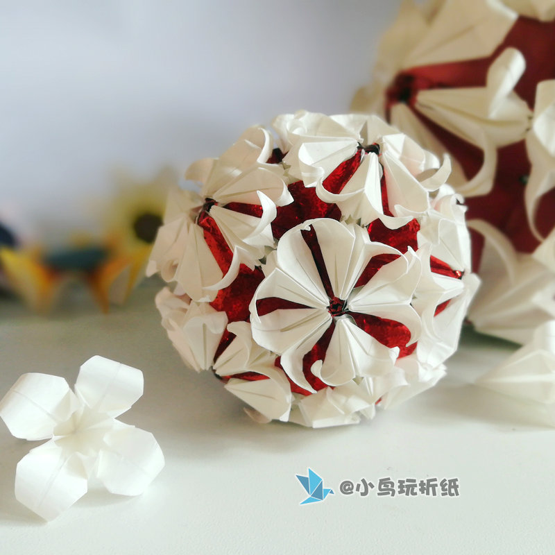 Origami lily flower ball DIY material package super beautiful and gorgeous 8cm glitter paper ultra-thin white kraft paper 60 sheets