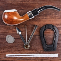 Светло -коричневая труба, отправляющая аксессуары