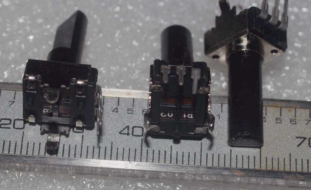 RMBone 4 B10K potentiometers B103 long shank potentiometers