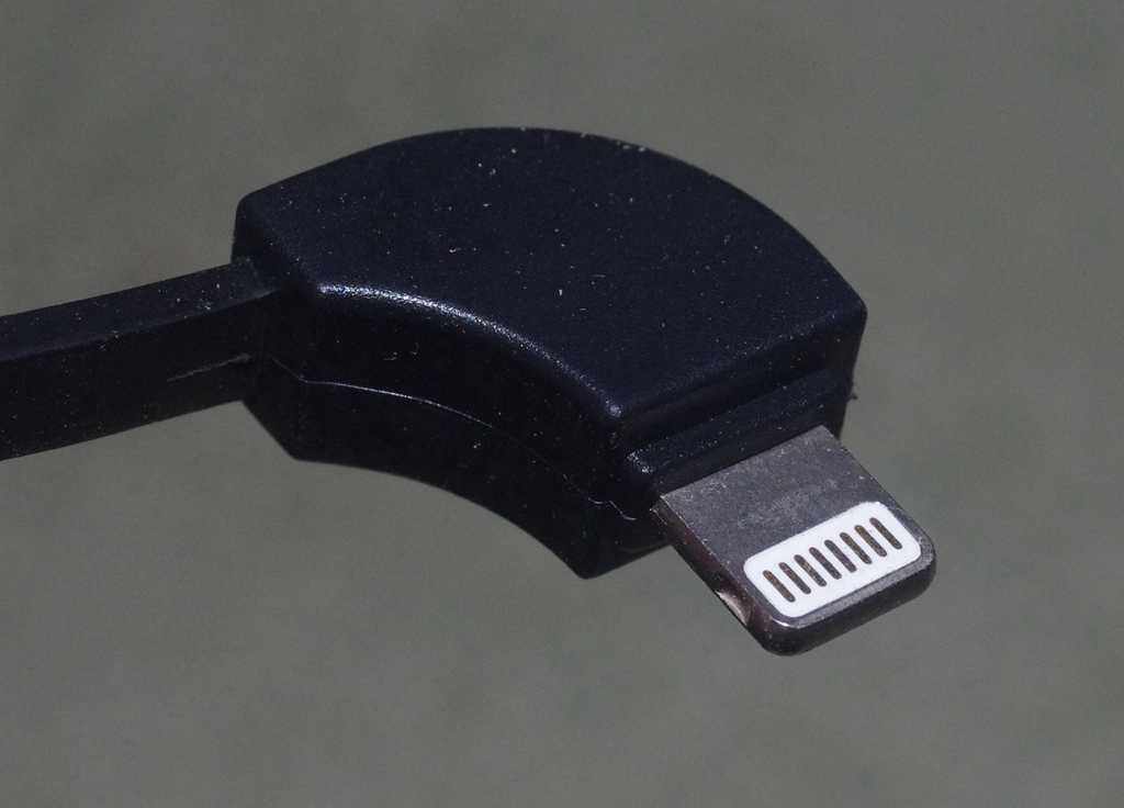 Two-core Apple charging cable with chip Apple mobile power charging cable supports Apple 7P sampling current - Taobao