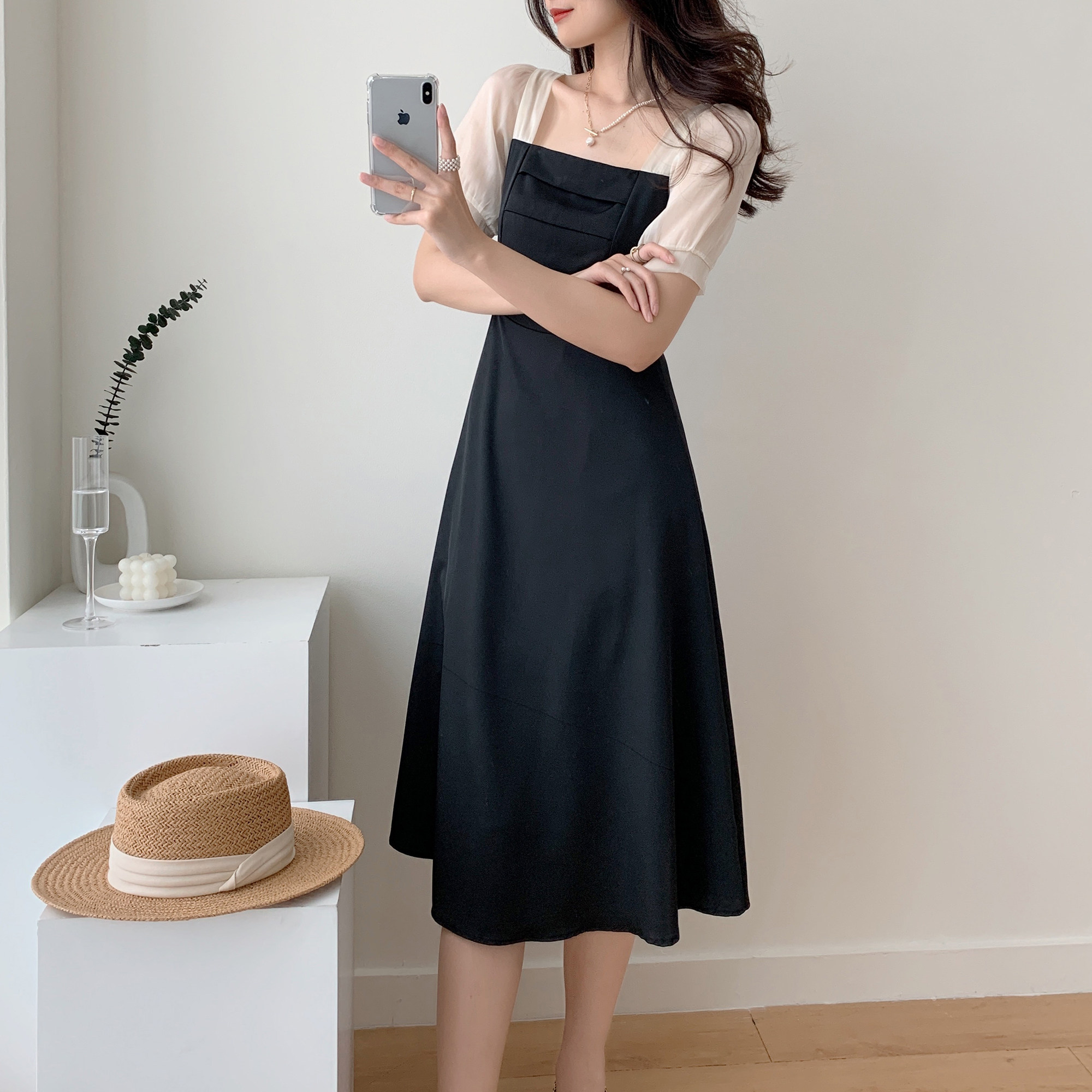 Full honey custom black French square collar splicing temperament dress female Hepburn style Korean version summer new little black dress