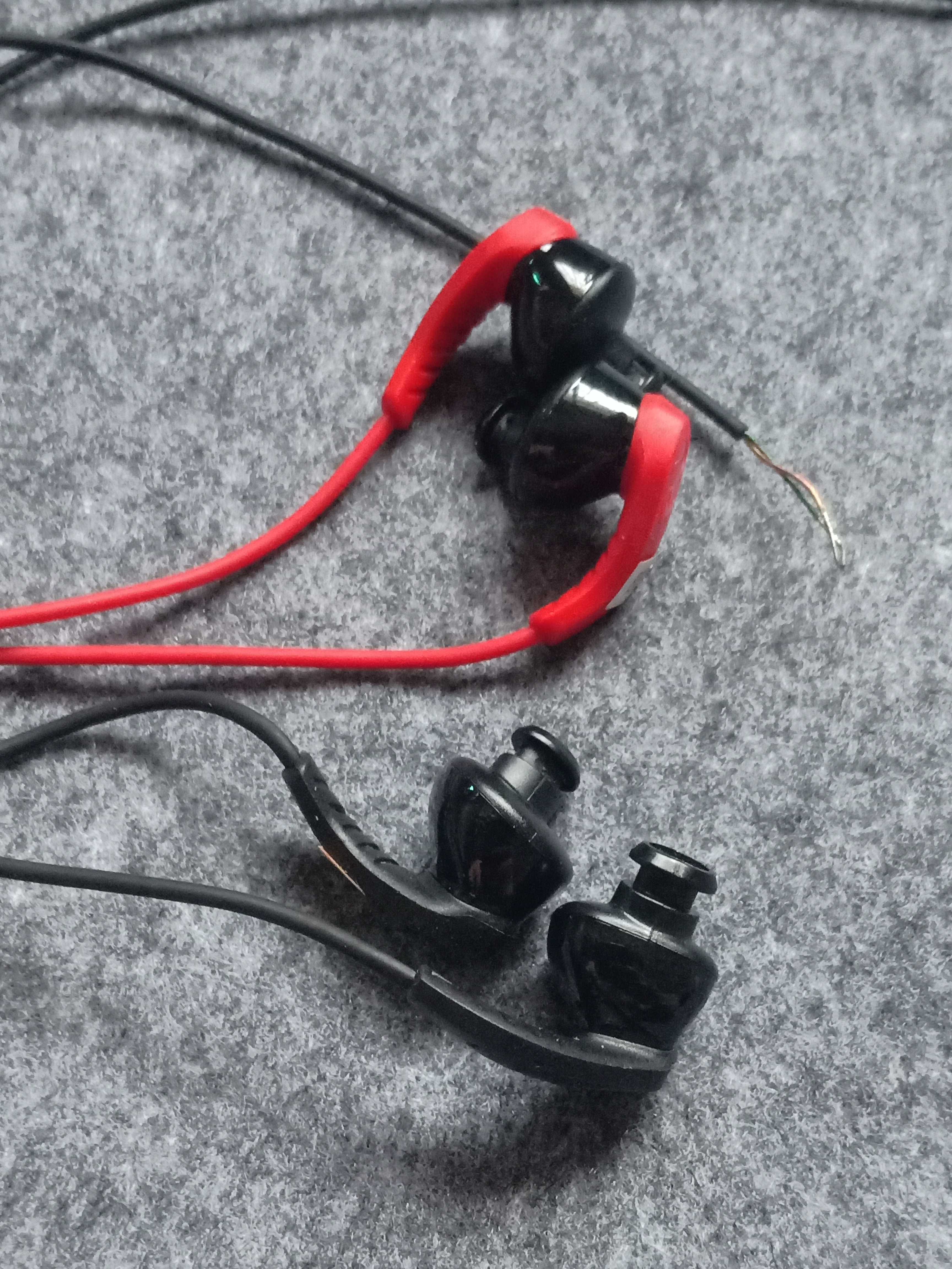 skull bluetooth unit