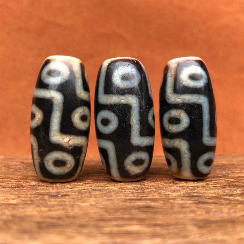 Tibetan Dzi Tibetan Nine-Eyed Dzi Genuine to Pure Agate Chalcedony Pulp Oil Moisturizing Clear Weathering