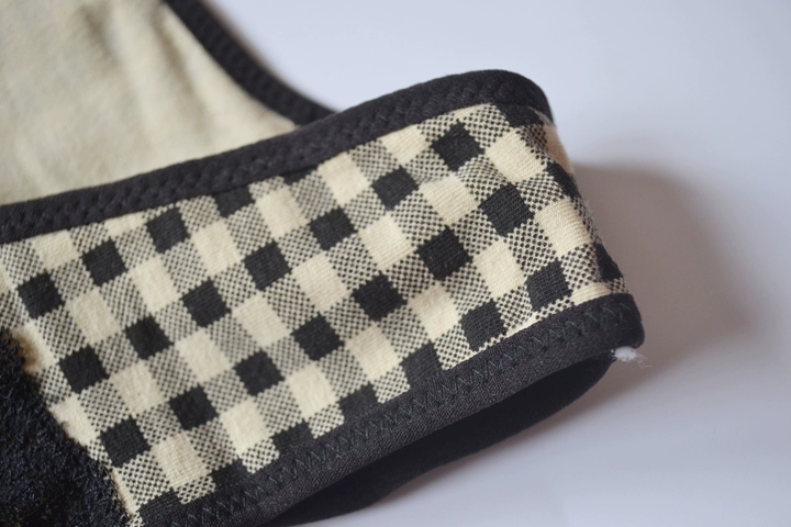 Hai mảnh nhãn mác không có vòng ngực bằng thép với cúp cổ áo bằng vải cotton