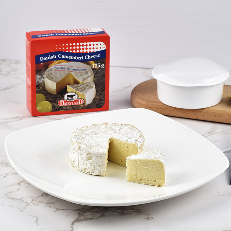 Denmark imported Danish Camembert cheese Golden Man cheese 125g salty cheese cheese ready-to-eat