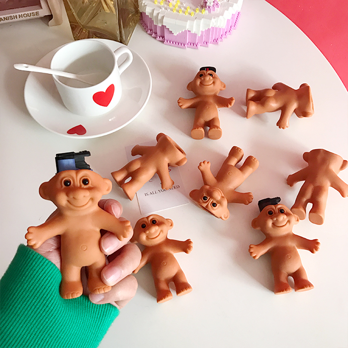 Sáng tạo hoài cổ 霹雳 retro 90 troll búp bê đặt đất mát mẻ đồ trang trí đồ chơi nhỏ - Bật lửa hộp quẹt khò