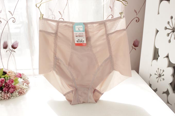 Kích thước lớn phụ nữ eo cao đồ lót bụng hông không có dấu vết vải trơn mềm thoáng khí chất béo mm bảy thước quần lót cạp cao