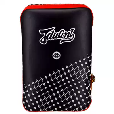 Nine-section Dragon big hug target Taekwondo boxing Sanda chest target large-scale target curved target rear pedal side kick target