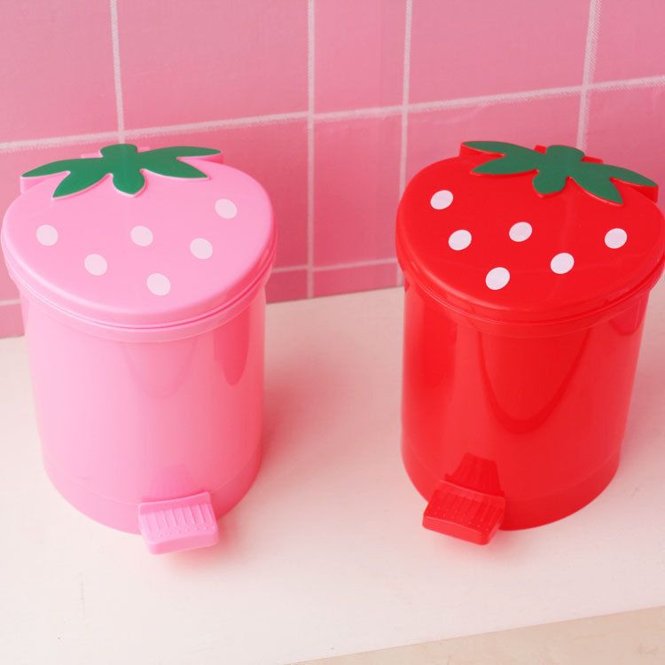 Cartoon Car-Shaped Strawberry Plastic Bin Desktop Trash Can Mini Wholesale Household Kitchen Living Room Storage Bin Paper Basket Cartoon Car-Shaped Strawberry Plastic Bin Desktop Trash Can Mini Wholesale Household Kitchen Living Room Storage Bin Paper Basket