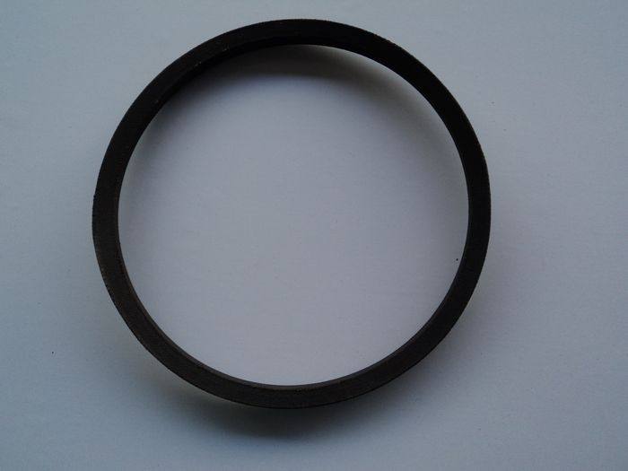 Belt 0-400 model triangular belt inside the automatic sealing machine conveying table