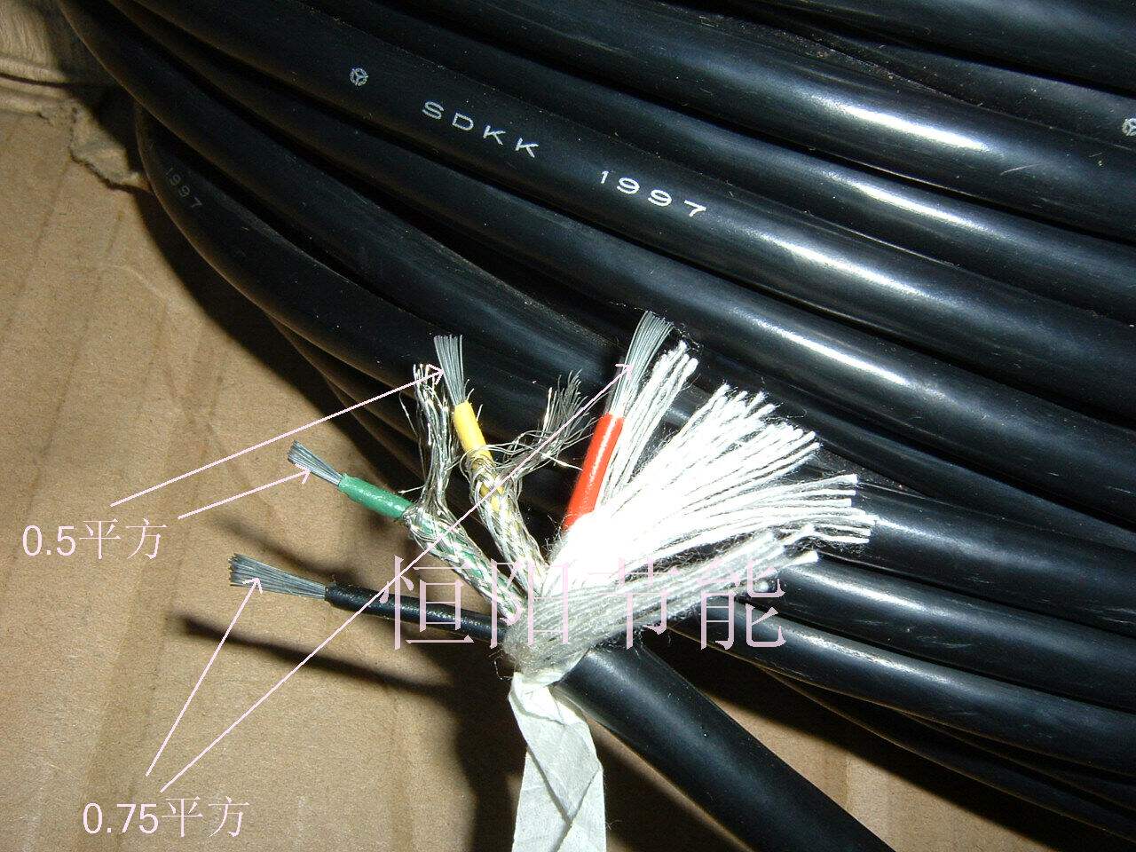 75 Japan imports SDKK 4 core 0 75 square cable wire 2 roots 0 5 squared single core shielded tinned cord