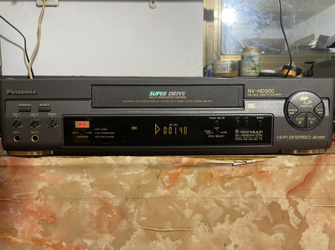 9 New Panasonic NV-HD300 Six-head stereo VHS recording machine