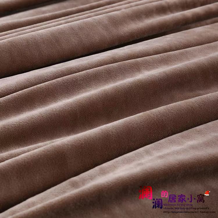 Bộ đồ giường mới bốn mùa với bông hoa sang trọng được chần bằng chăn trải giường mùa xuân và mùa thu điều hòa là tấm chăn dày ga giường thun lạnh