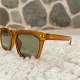 Сяохонгу кимхеким чайные цвета солнцезащитные очки женская приливная улица сфотографирована буква карамель цвет ретро -квадратная коробка солнцезащитные очки мужчины